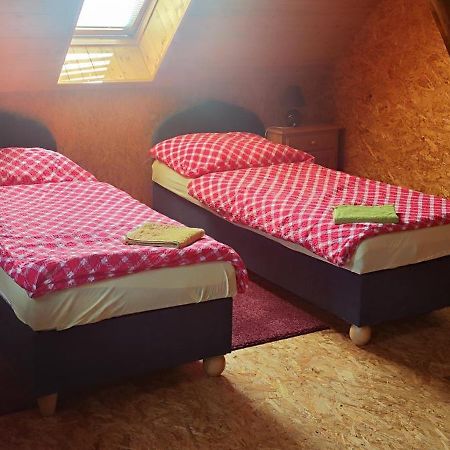 Appartamento Private Svetluska Pobezovice Esterno foto