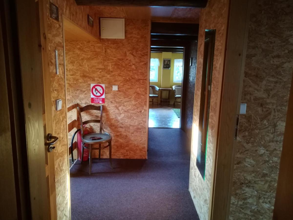 Appartamento Private Svetluska Pobezovice Esterno foto